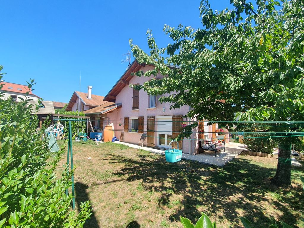 Maison jumelée BONS EN CHABLAIS 440000€ BOUCHER IMMOBILIER Maison jumelée BONS EN CHABLAIS 440000€ BOUCHER IMMOBILIER