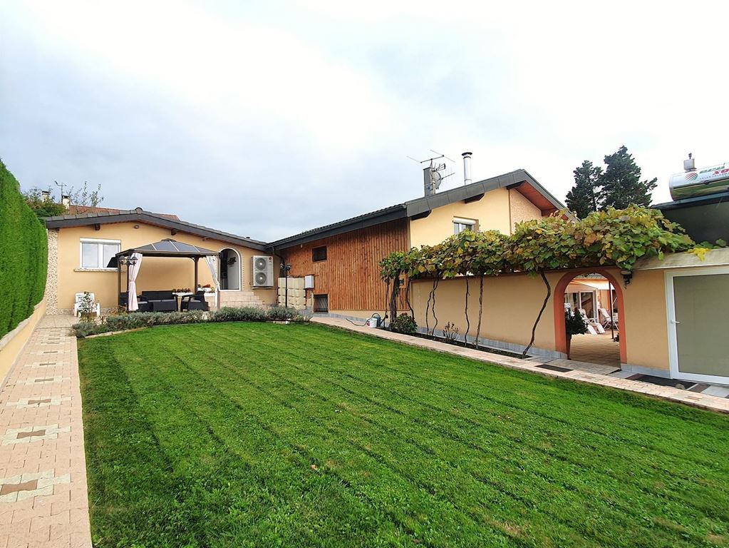 Propriété BALLAISON (74140) BOUCHER IMMOBILIER Propriété BALLAISON (74140) BOUCHER IMMOBILIER